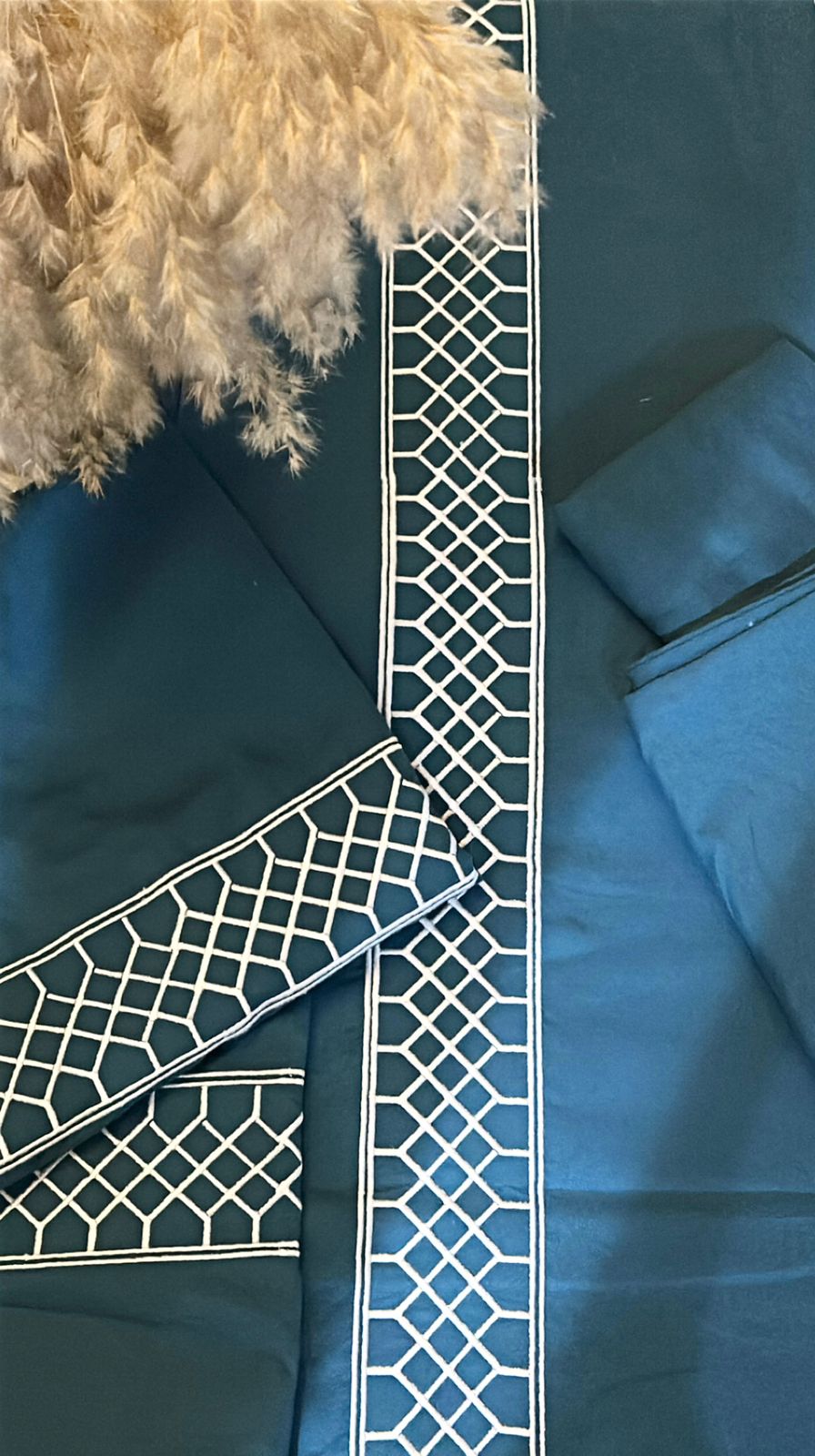 Crownline Bedding Set