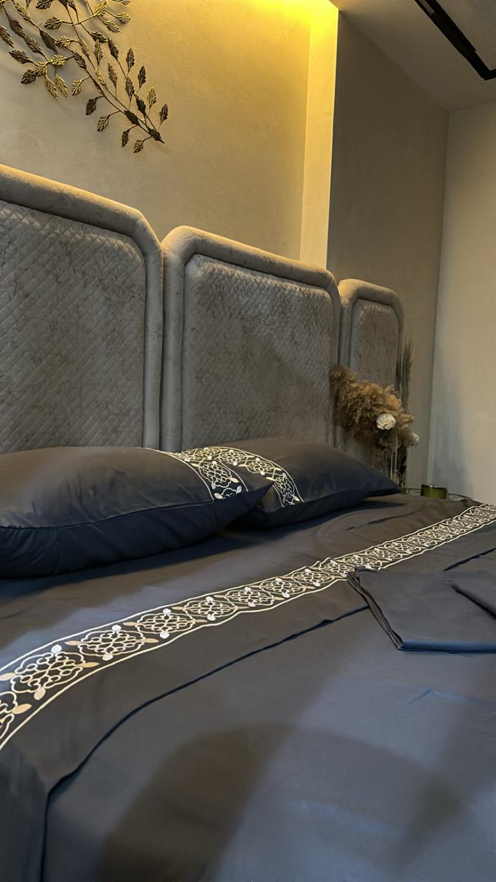 Heritage Lace Bedding Set