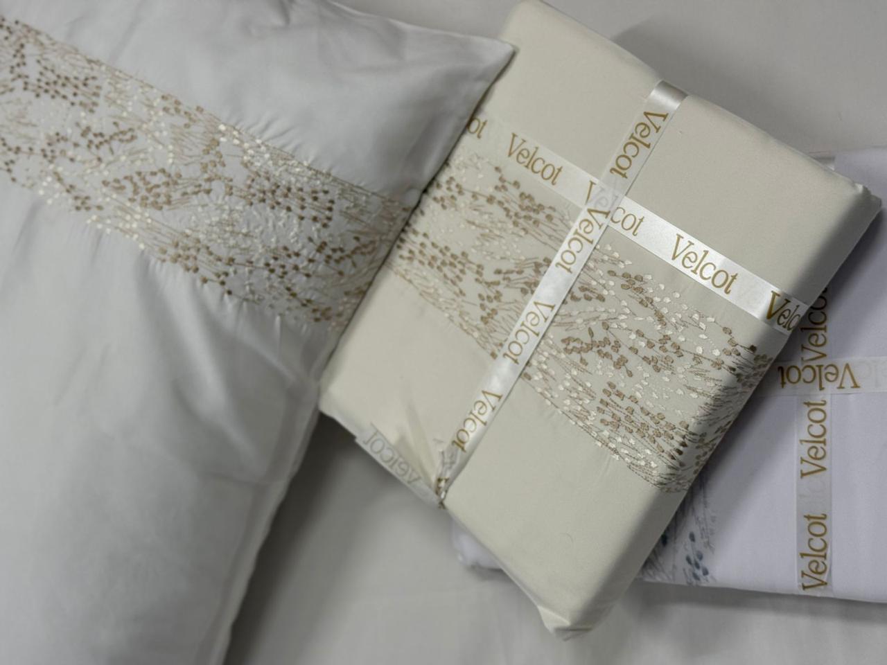 Uniqueness  Bedsheet