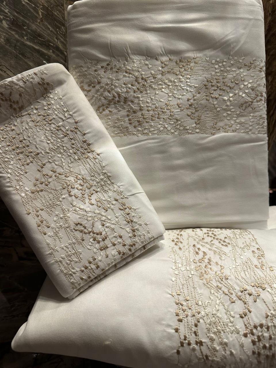 uniqueness Duvet set